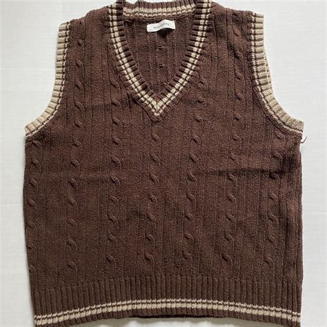 brown sweater vest 🐻🫶 such a cute sweater vest... - Depop