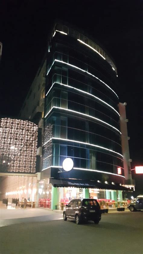 THE CREW HOTEL (Medan) - Hotel Reviews, Photos, Rate Comparison ...