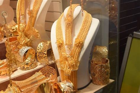 Diwali 2022: Gold, jewellery glitter as 2-day Dhanteras witnesses ...