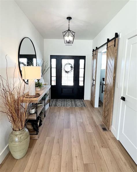 25 Beautiful LVP Flooring Planks Colors You Should Try