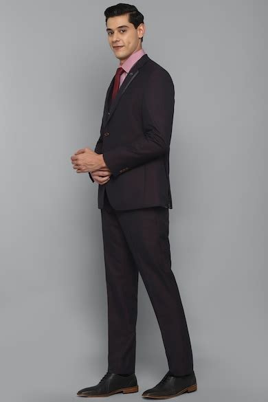 Buy Men Black Slim Fit Solid Formal Three Piece Suit Online - 709860 ...