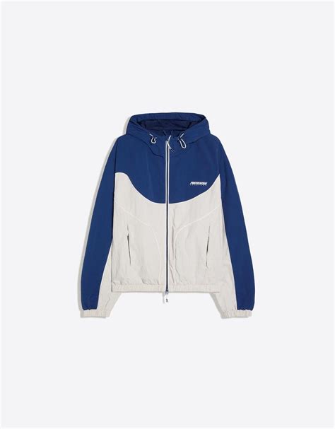 Hooded windbreaker jacket - Men | Bershka