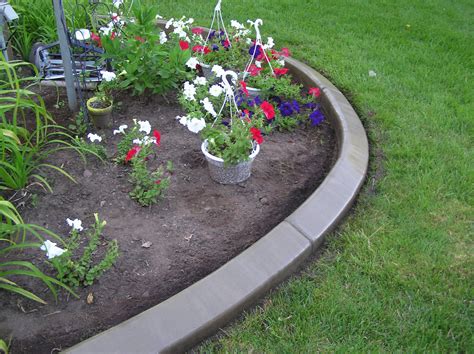 23 Incredible Cheap Landscape Edging Ideas - Home Decoration and ...