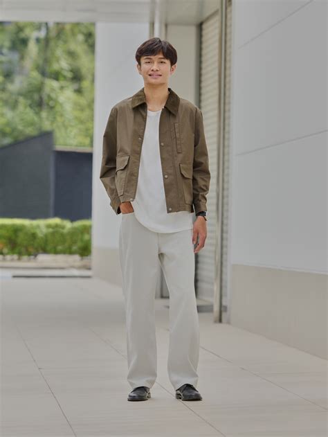 Check styling ideas for「AIRism Cotton Crew Neck Half Sleeve Oversized T ...