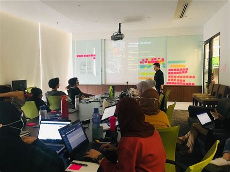 Green Packet Office Photos