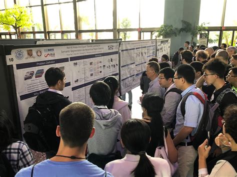 Computer Vision Research Poster 的图像结果