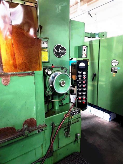 Centerless Grinding Machine Animation 的图像结果