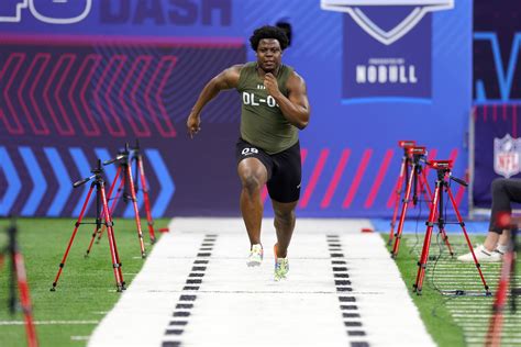 NFL Combine 2023 Defensive Line 40-Yard Dash Times Are Fast