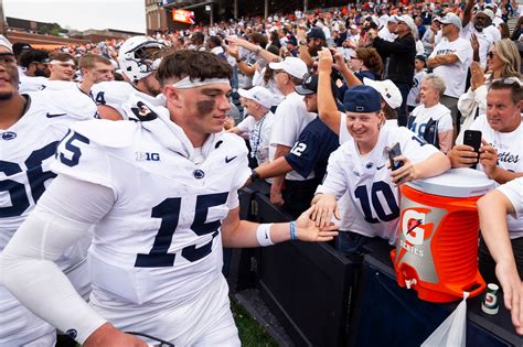 Penn State players celebrate with fans after Illinois win: faces in the ...