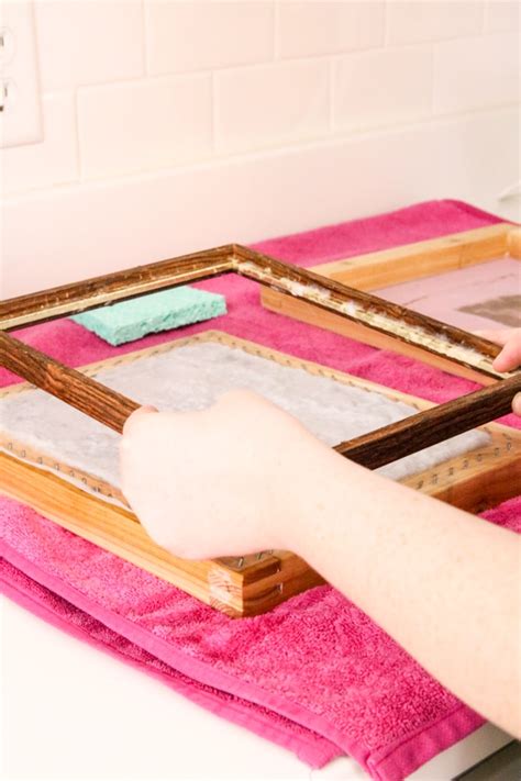 Making Homemade Paper 的图像结果