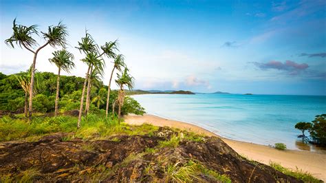 The sailing trip of a lifetime where the Australian Outback meets the ...