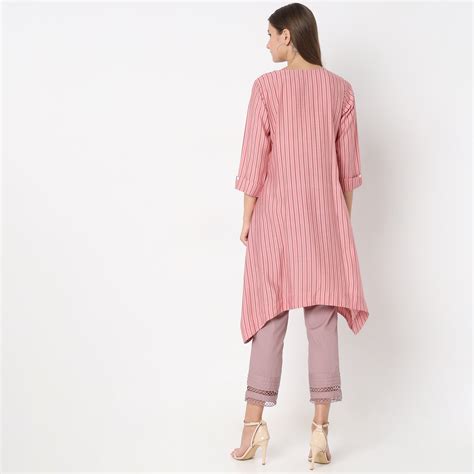 Nylangan Regular Fit Embroidered Kurta - Ethnicity India