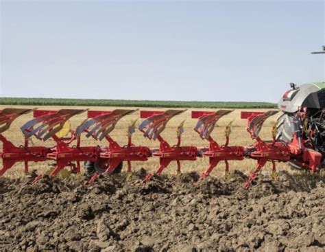 SERVO 45 S: Der Pflug für starke Einsätze | agrarheute.com