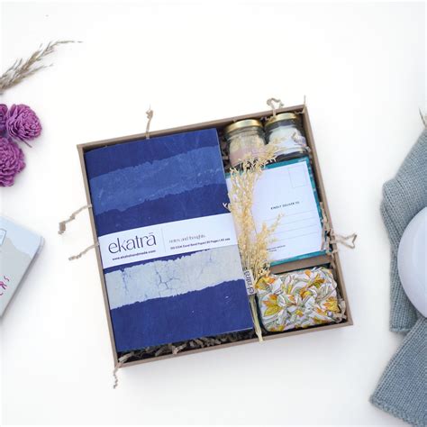 Sustainable Wellness Hamper for All by Ekatra - Indigo Stripes ...