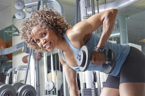 How Often Should You Lift Weights to Lose Weight? | Livestrong.com