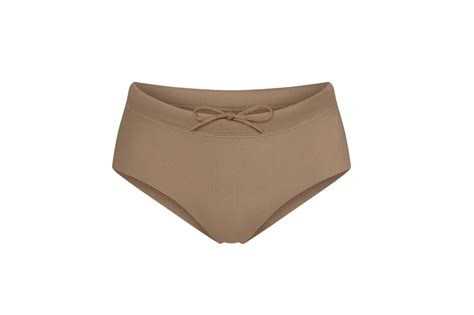 Skims Sport Shoes 的图像结果