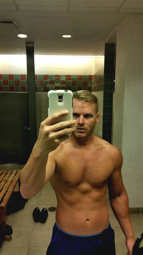 Xiphoid Process Lump Symptoms