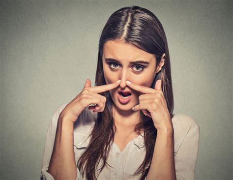 Having Smelly Nose? Try These Home Remedies - lifeberrys.com