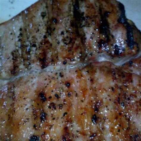 Calories in 1 medium Pork Chop and Nutrition Facts