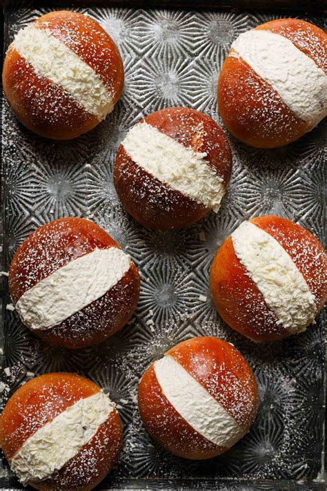 maritozzo italian pastry