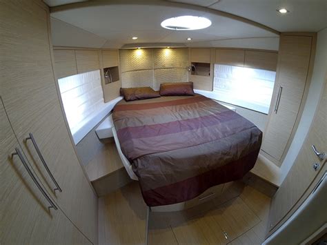 Sessa C52 - Motor boats charter in Sibenik | CROATIA CHARTER HOLIDAYS