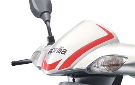 New Aprilia SR 125 Bikes 2026 On Road Price, Images, Specs, Mileage ...