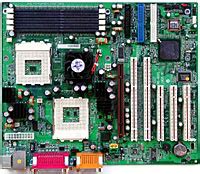 Tweetal dual Athlon moederborden getest - Computer - Nieuws - Tweakers