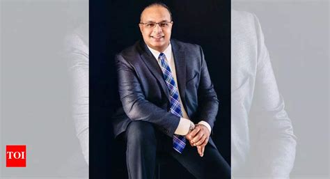 First Indian American councillor of Naperville Ashfaq Syed finds a lot ...