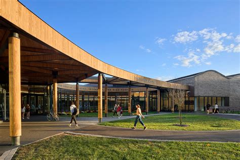 The Lawrenceville School Tsai Commons and Field House by Sasaki ...