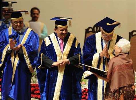 PM delivers Convocation Address at the 42nd Convocation of AIIMS