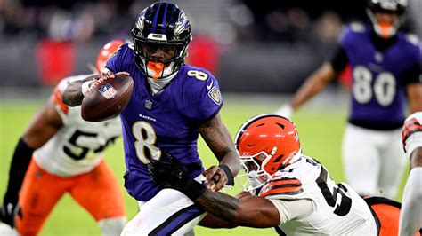 Lamar Jackson's focus on playoffs after Ravens win AFC North - ESPN