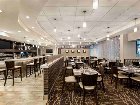 Maryland Hotel with Indoor Pool near Rio Gaithersburg | Holiday Inn ...