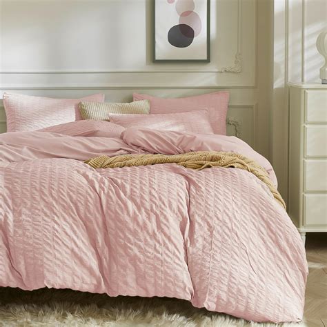 Amazon.com: WARMDERN Pink Tufted Duvet Cover Set Queen Size, Striped ...