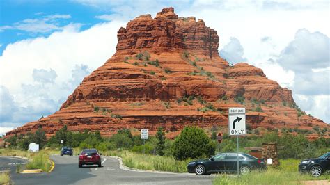 Top 10 Scenic Drives in the U.S. for 2025 Ranked by Lake.com