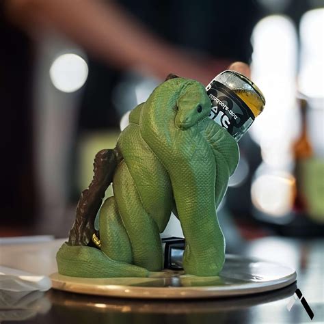 Pyhton Wine Bottle Holder