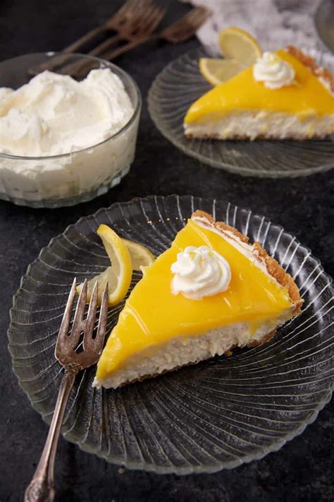 No Bake Lemon Curd Pie with Cream Cheese Filling - Easy Southern Desserts