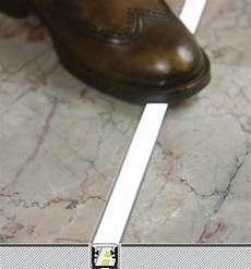 led da pavimento profilo led calpestabile floor12 per pavimenti e pareti led da pavimento profilo led calpestabile floor12 per pavimenti e pareti