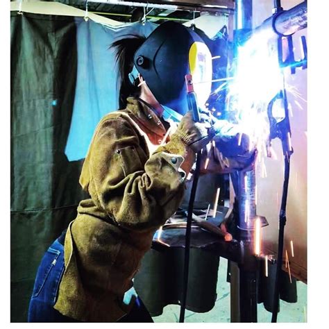 welder near me welder average salary welder apprenticeship welder at harbor freight | Women ...