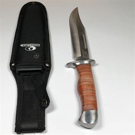 Mossy Oak Hunting Knife new never used
