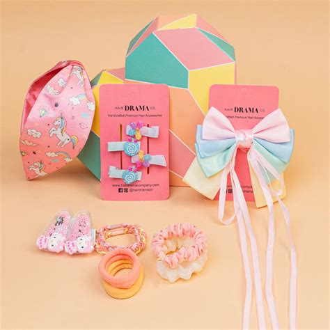 Unicorn Sparkle & Shine Gift Set with 1 Knotted Hair Band, 1 Hair Bow ...