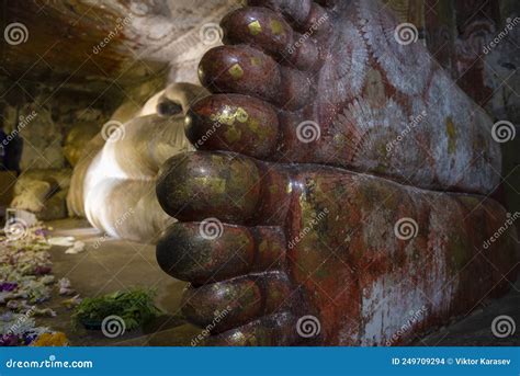 Giant Feet of Ancient Sculpture of Reclining Buddha Stock Photo - Image ...