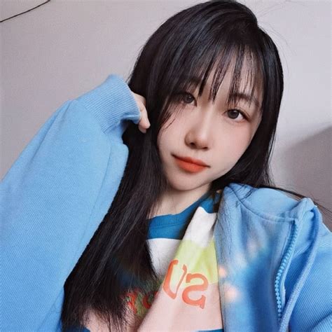 Lucky - Chinese teacher - ₹1872/h