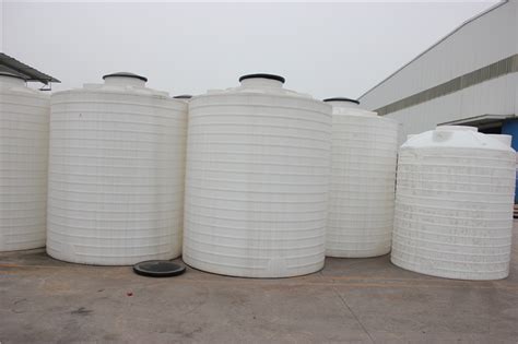 厂家直供 5吨卧式储水罐 车载塑料水塔 浸水大桶 加厚食品级水箱-阿里巴巴