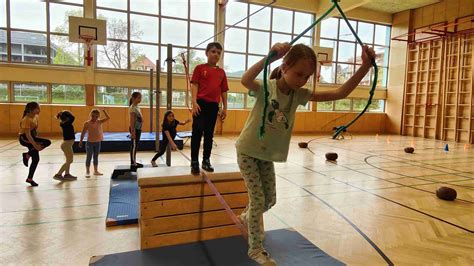 Ninja Warrior Kinderturnen mit den Fitness Sharks - SS 2026 - Fitness Kids