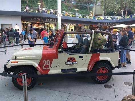 WATCH: Jurassic Park In Concert At The Hollywood Bowl - Videos And Photos