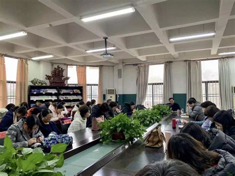 外国语学院召开2019级新生专业入学教育-菏泽学院外国语学院