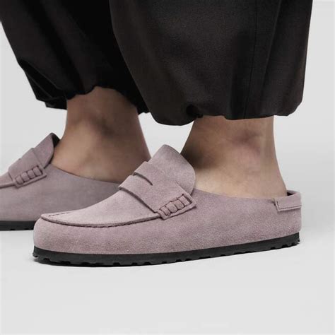 Naples Wrapped Suede Leather in Color Faded Purple | BIRKENSTOCK US