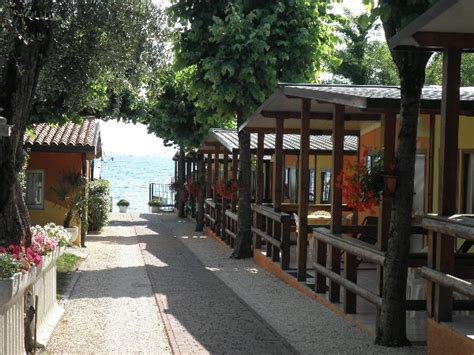 Villaggio Dei Tigli Padenghe sul Garda in Lombardy, Campsites on Lake Garda