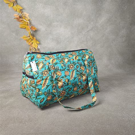 Weekender Travel Bag Green Colour with Botanical Prints – lakshya bags
