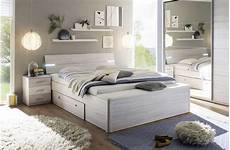 mensole per camere da letto idee arredo da letto mobili legno lada sospesa mensole per camere da letto idee arredo da letto mobili legno lada sospesa